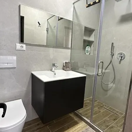 Elios * Tirana
